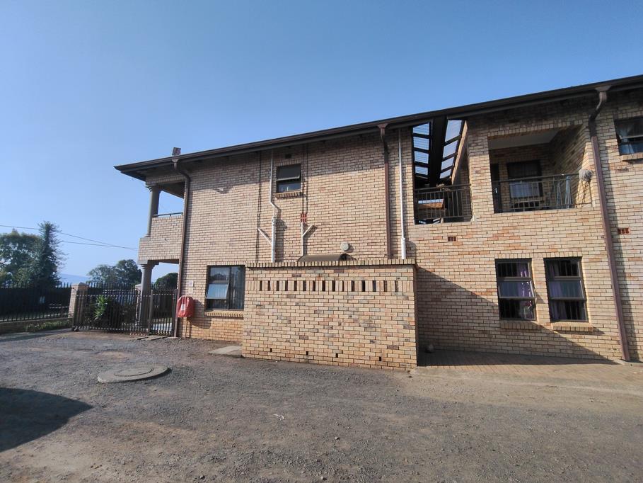 1 Bed Apartment, Green Point - Thumbnail 3