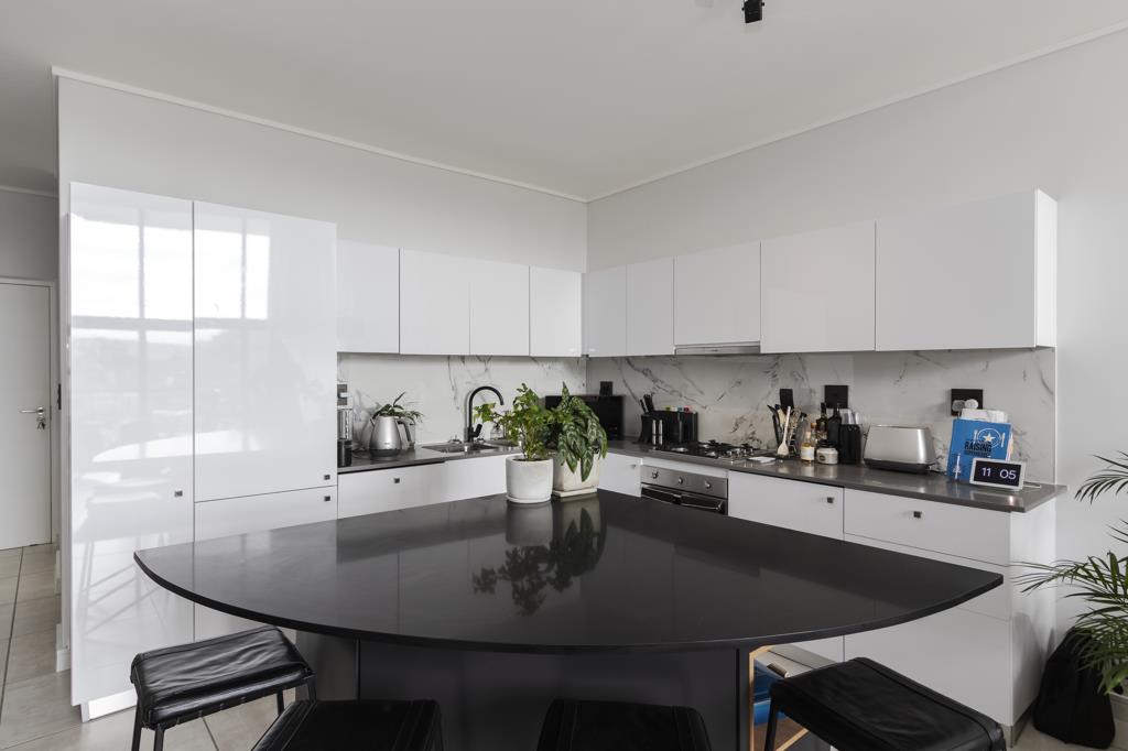 88 Loop Street, City Centre - Thumbnail 4