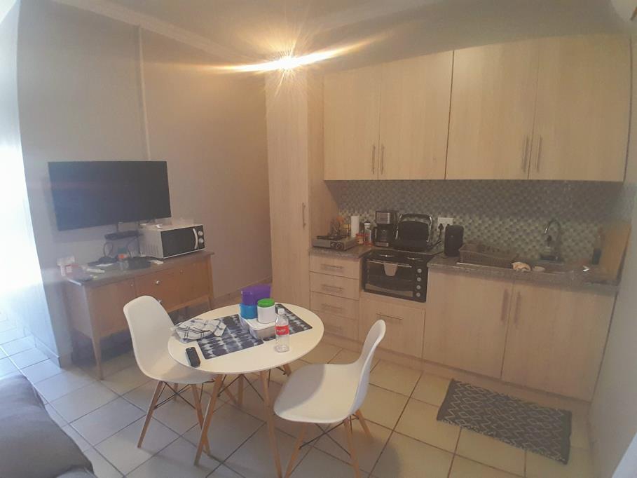 1 Bed Loft, Woodstock - Thumbnail 3