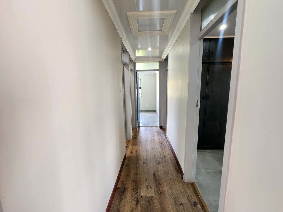 3 Bed House, Camps Bay - Thumbnail 7