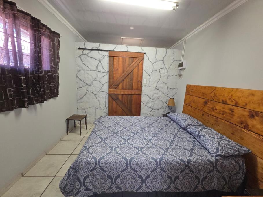 2 Bed Apartment, Strand - Thumbnail 5