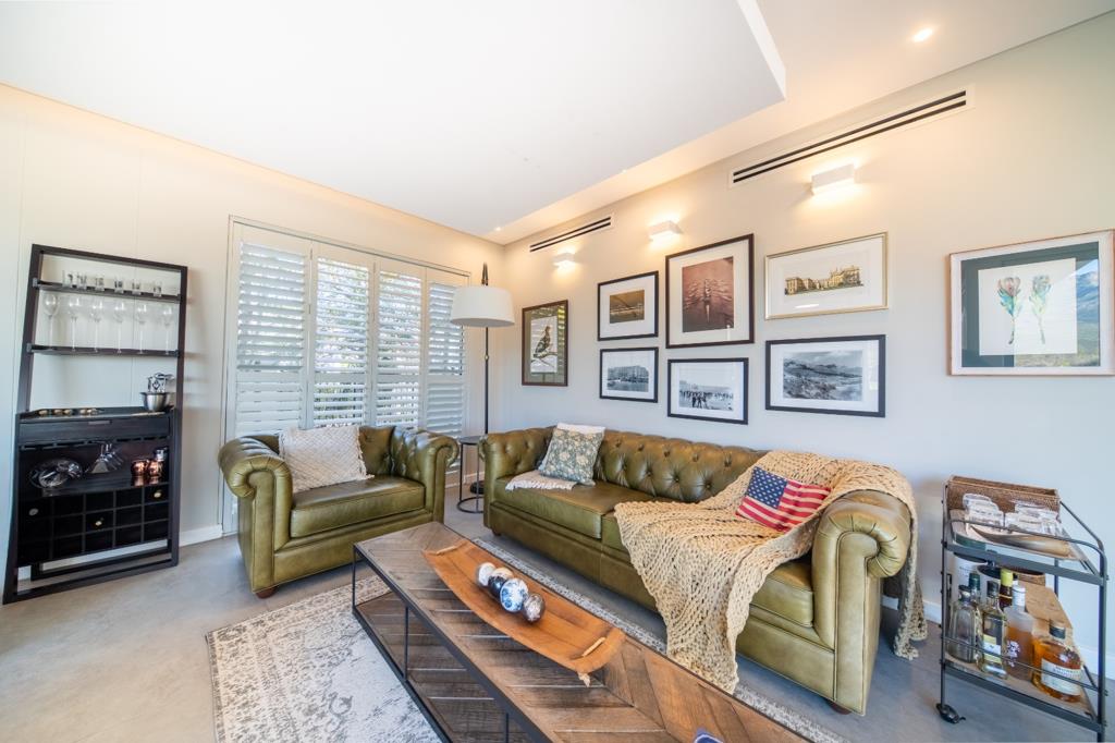 3 Bed Apartment, V&A Waterfront - Thumbnail 5