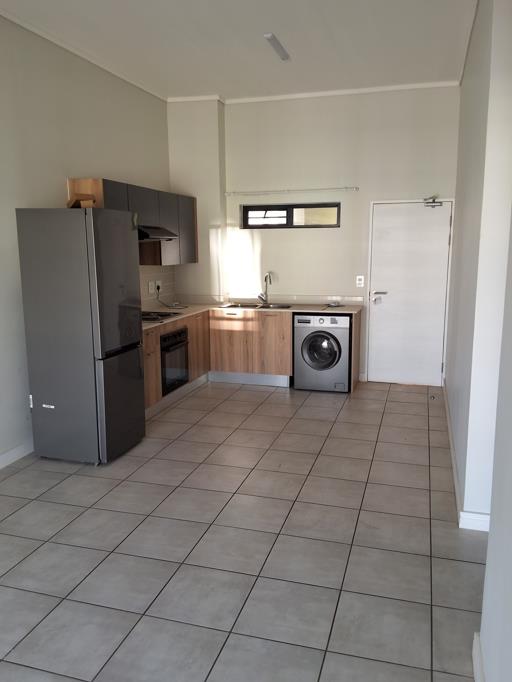 2 Bed Apartment, Mouille Point - Image 1