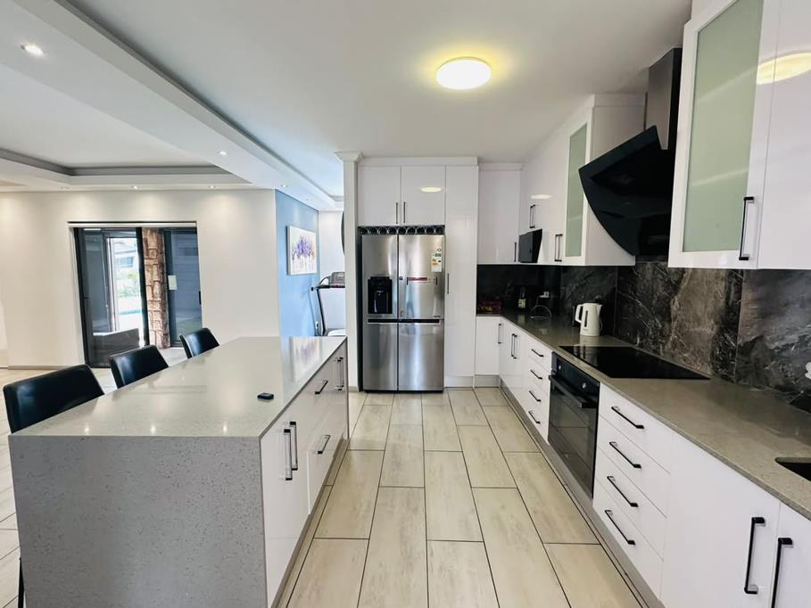 2 Bed House, Fynbosstrand - Thumbnail 7