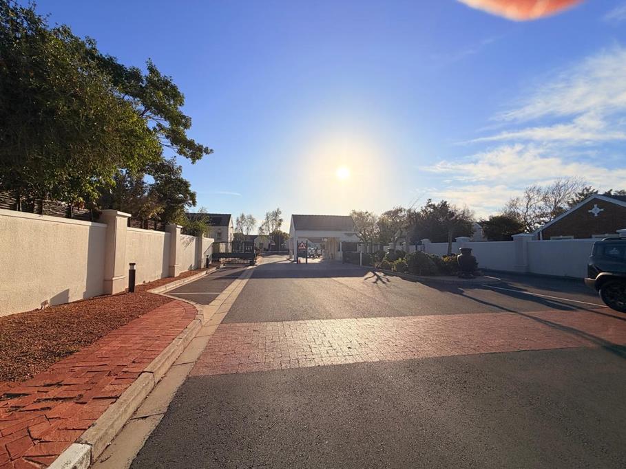 12 Main Road, Observatory - Thumbnail 2