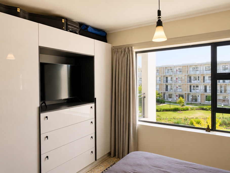 2 Bed Apartment, Green Point - Thumbnail 7