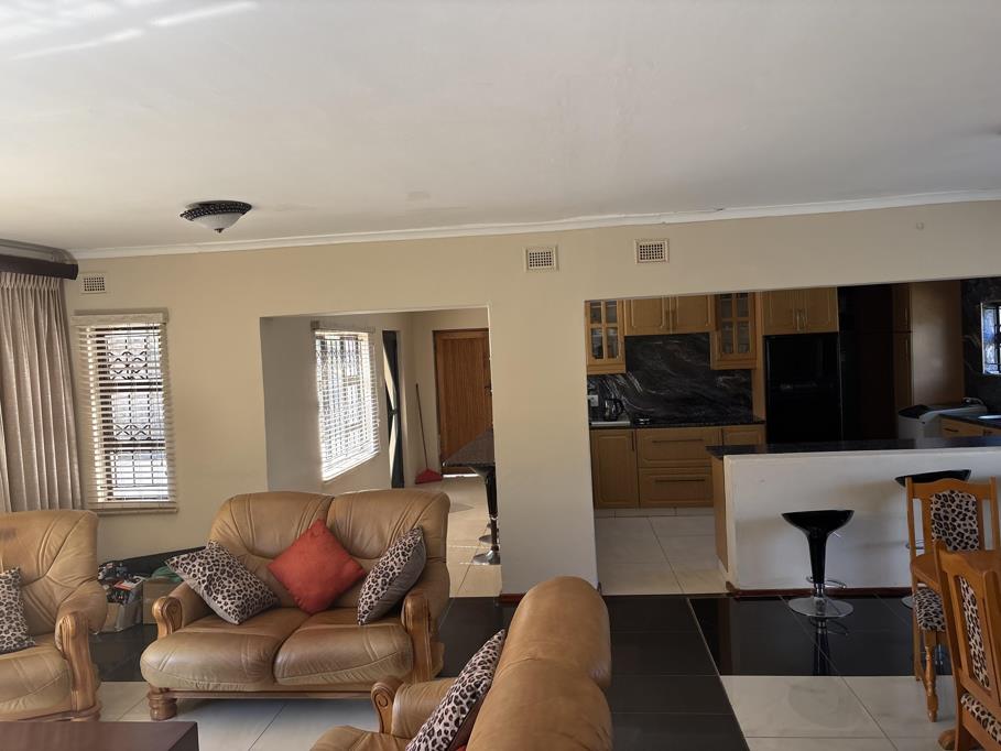 3 Bed Apartment, V&A Waterfront - Thumbnail 7