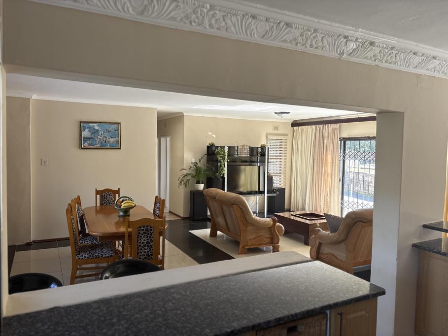3 Bed Apartment, V&A Waterfront - Thumbnail 9