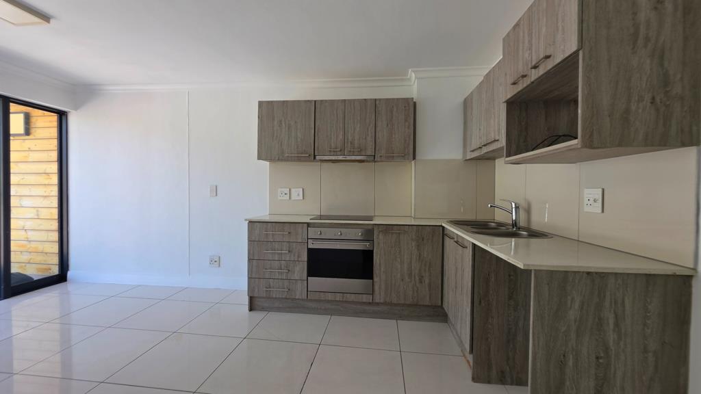 3 Bed House, Fish Hoek - Thumbnail 2