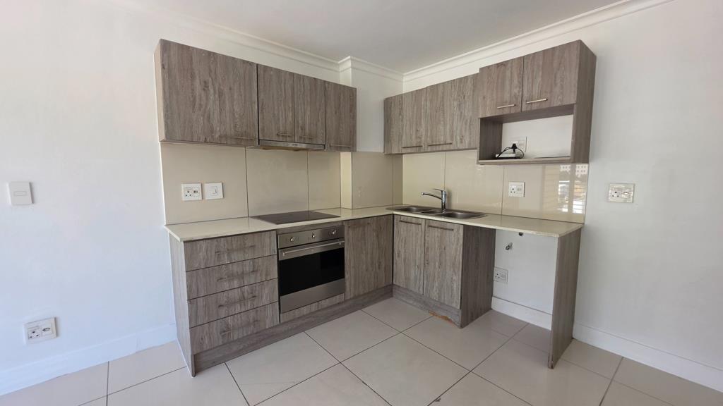 3 Bed House, Fish Hoek - Thumbnail 4