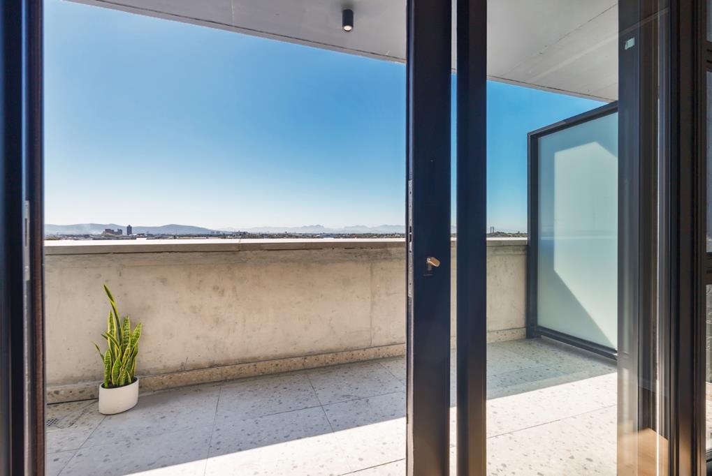 2 Bed Apartment, Observatory CT - Thumbnail 5
