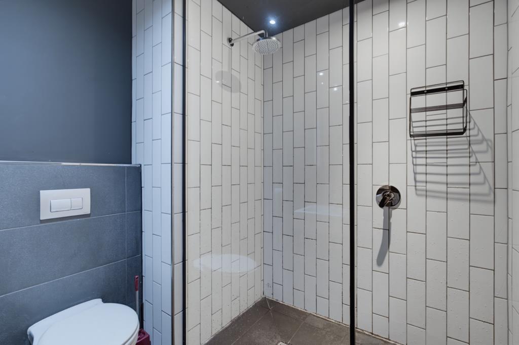 5 Bed House, Somerset West - Thumbnail 9