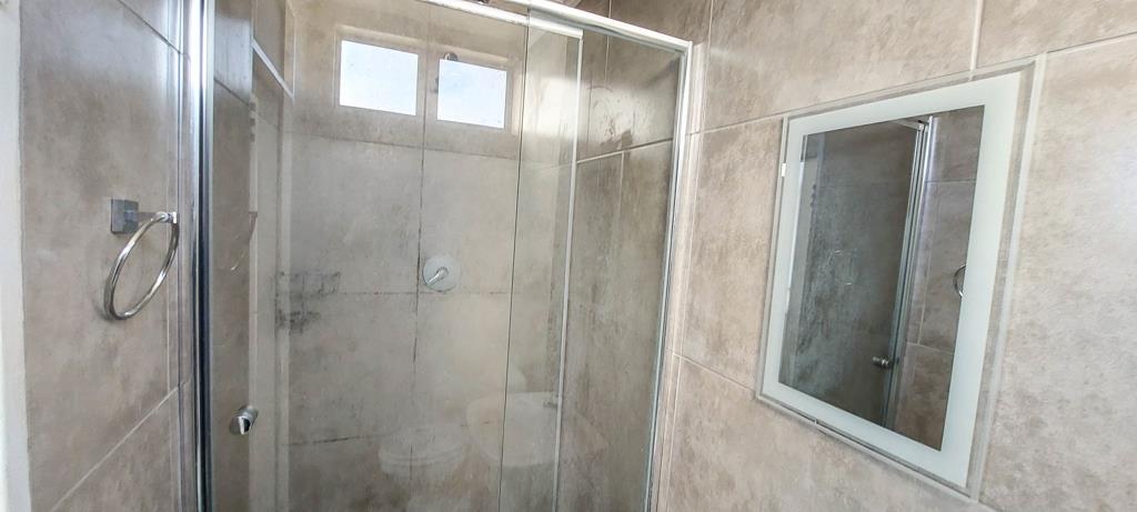 2 Bed Apartment, Sea Point - Thumbnail 7