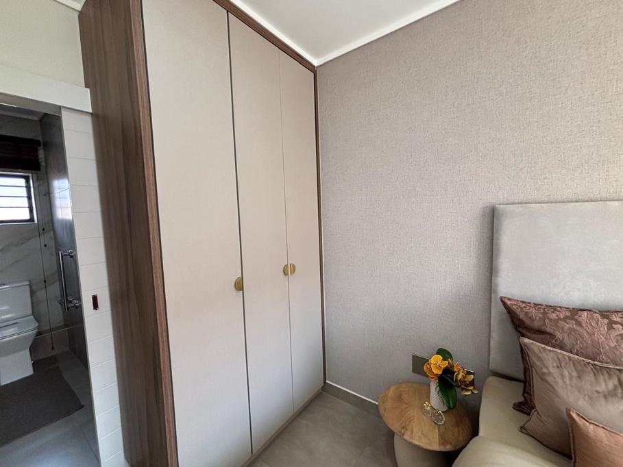 3 Bed House, Oranjezicht - Thumbnail 6