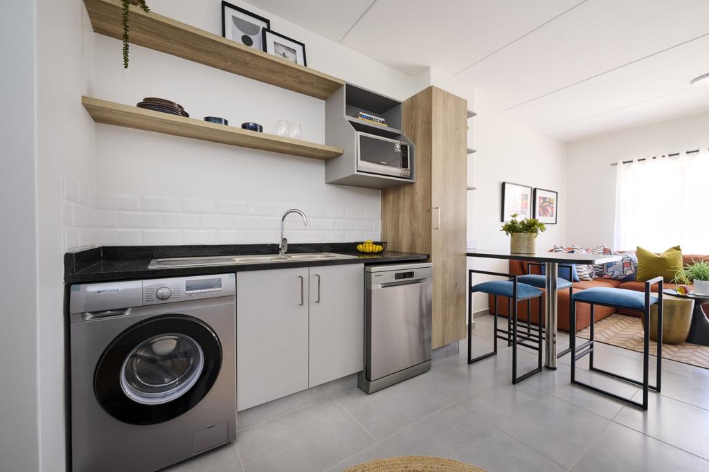 2 Bed Apartment, Tamboerskloof - Thumbnail 3