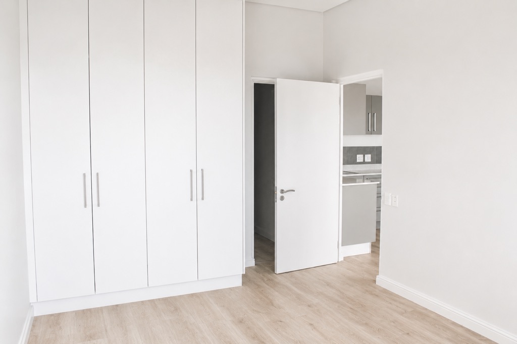 2 Bed Apartment, Stellenbosch - Thumbnail 7