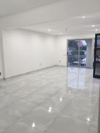 4 Bed Villa, Camps Bay - Thumbnail 2