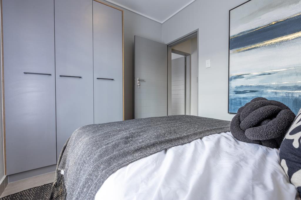 2 Bed Cottage, Wynberg - Thumbnail 8