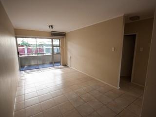 3 Bed Penthouse, Bantry Bay - Thumbnail 3