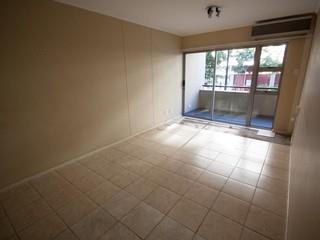 3 Bed Penthouse, Bantry Bay - Thumbnail 4