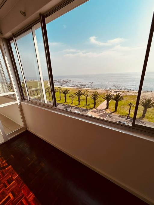 4 Bed House, Bishopscourt - Thumbnail 2