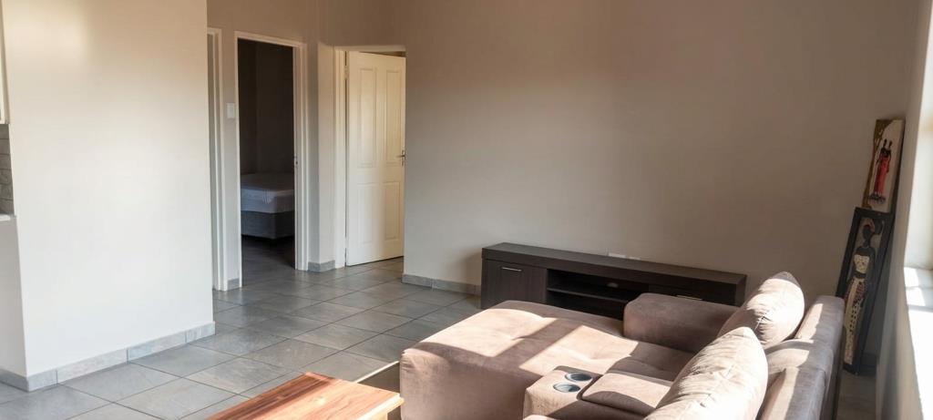 4 Bed House, Noordhoek - Thumbnail 5