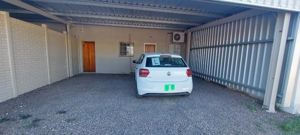 3 Bed House, Gordons Bay - Image 1