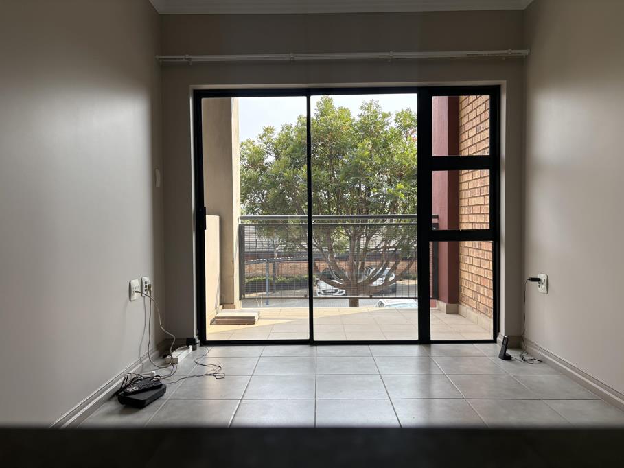 2 Bed Apartment, Claremont - Thumbnail 7