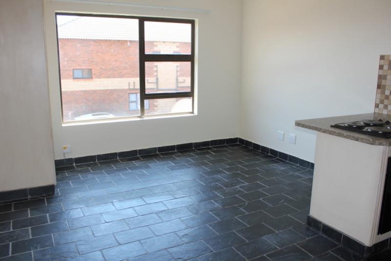 3 Bed Duplex, Umhlanga - Thumbnail 2