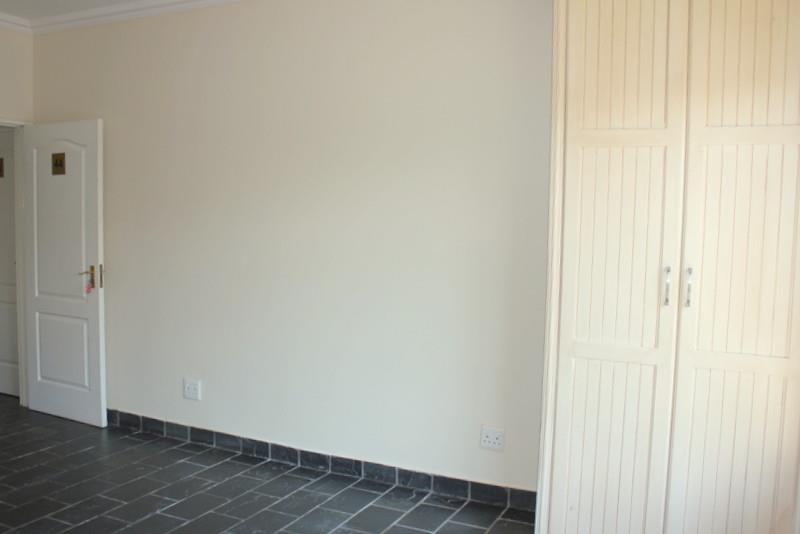 3 Bed Duplex, Umhlanga - Thumbnail 4
