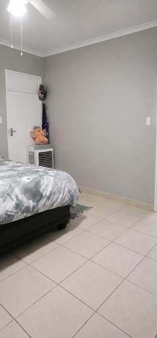 4 Bed House, Milnerton - Thumbnail 8