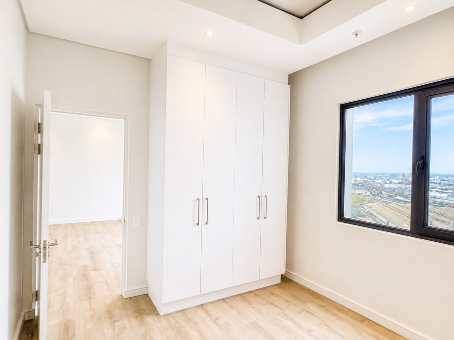 4 Bed House, Constantia - Thumbnail 7