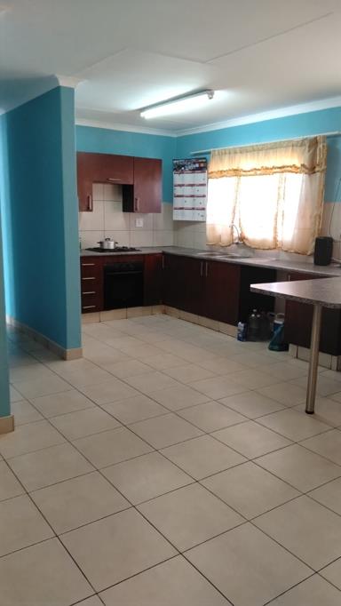 2 Bed Apartment, Century City - Thumbnail 3