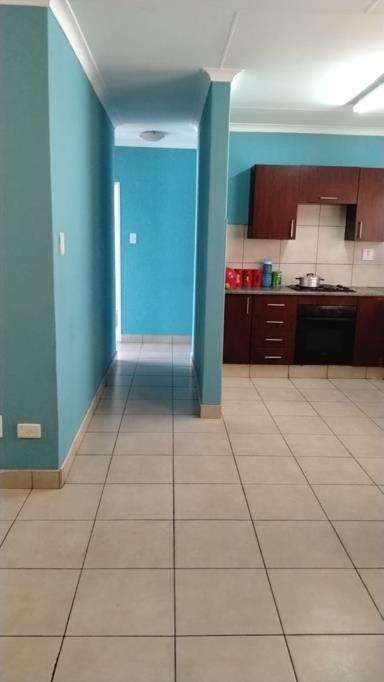 2 Bed Apartment, Century City - Thumbnail 9