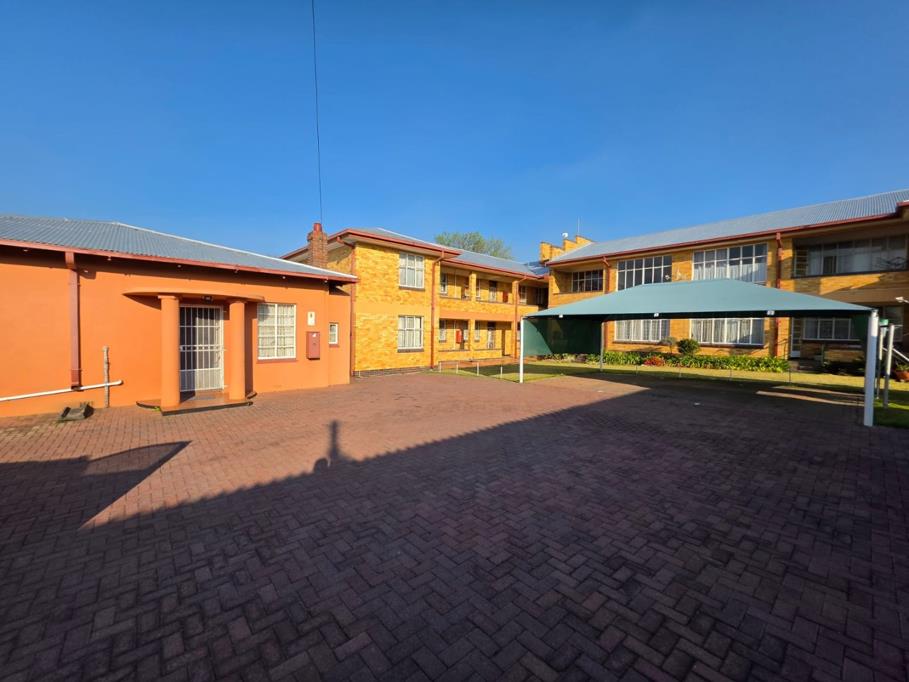 2 Bed Apartment, Bellville - Image 1