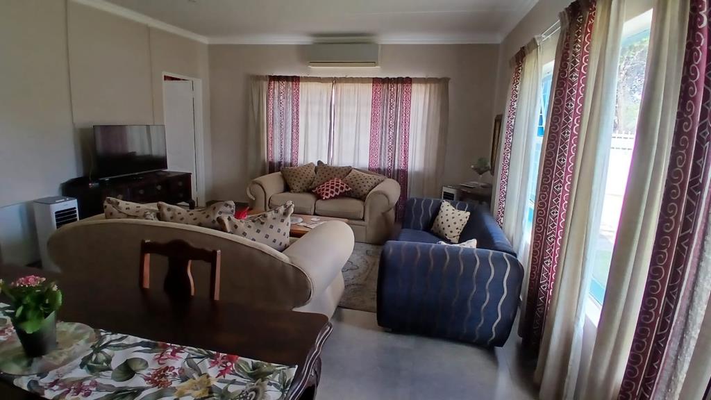 6 Bed Estate, Bishopscourt - Thumbnail 7