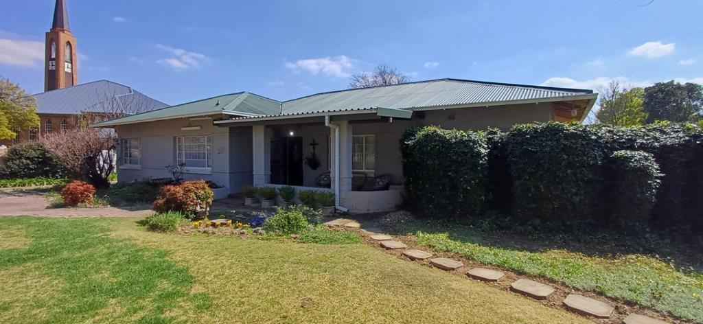 3 Bed House, Hermanus - Image 1