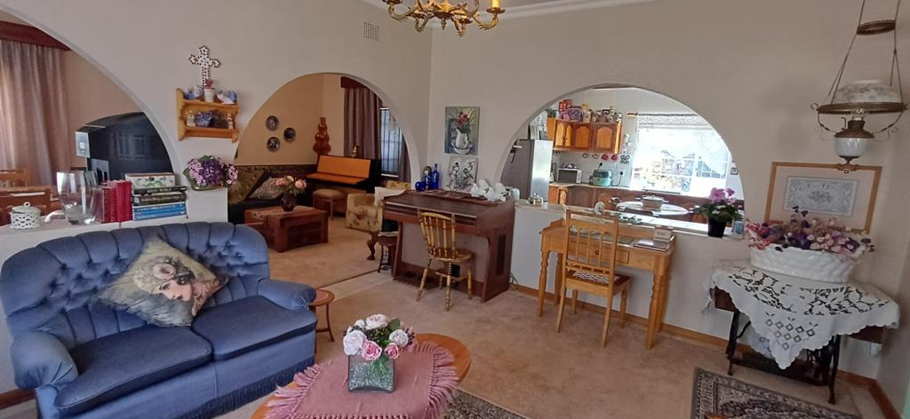 3 Bed House, Hermanus - Thumbnail 5