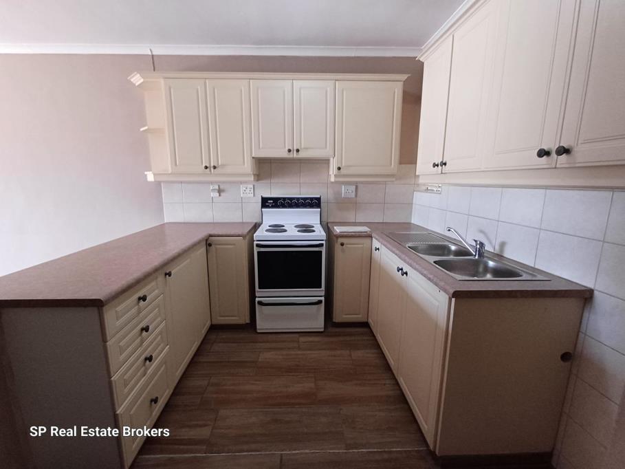 54 Beach Road, Sea Point - Thumbnail 2