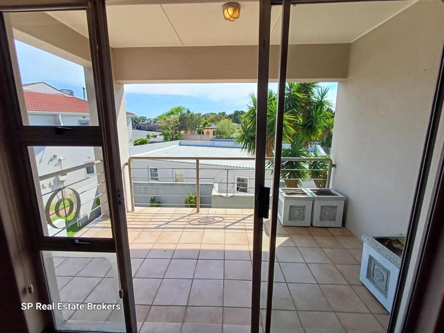 54 Beach Road, Sea Point - Thumbnail 4