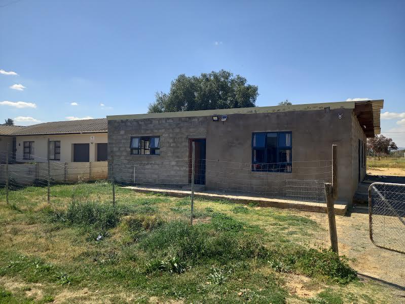 2 Bed Apartment, Bloubergstrand - Image 1