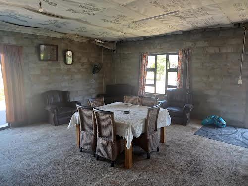 2 Bed Apartment, Bloubergstrand - Thumbnail 6