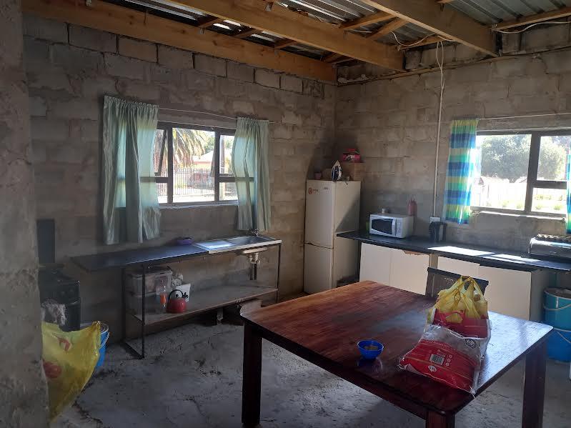 2 Bed Apartment, Bloubergstrand - Thumbnail 9