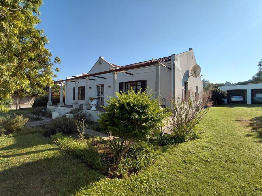 2 Bed Apartment, Century City - Image 1