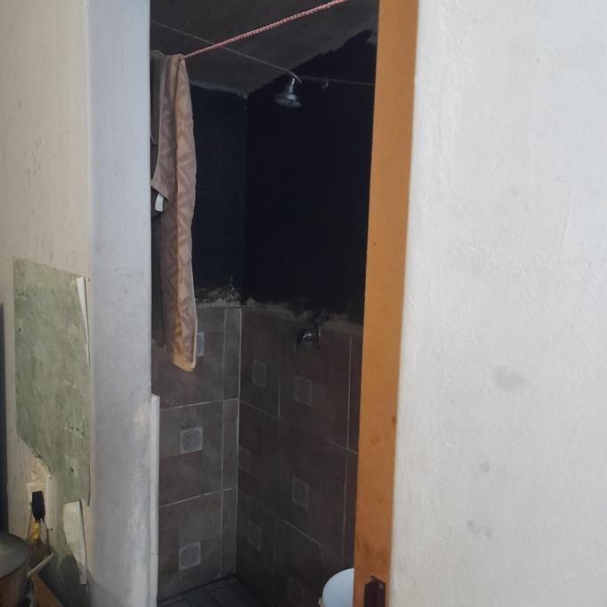2 Bed Apartment, Muizenberg - Thumbnail 7