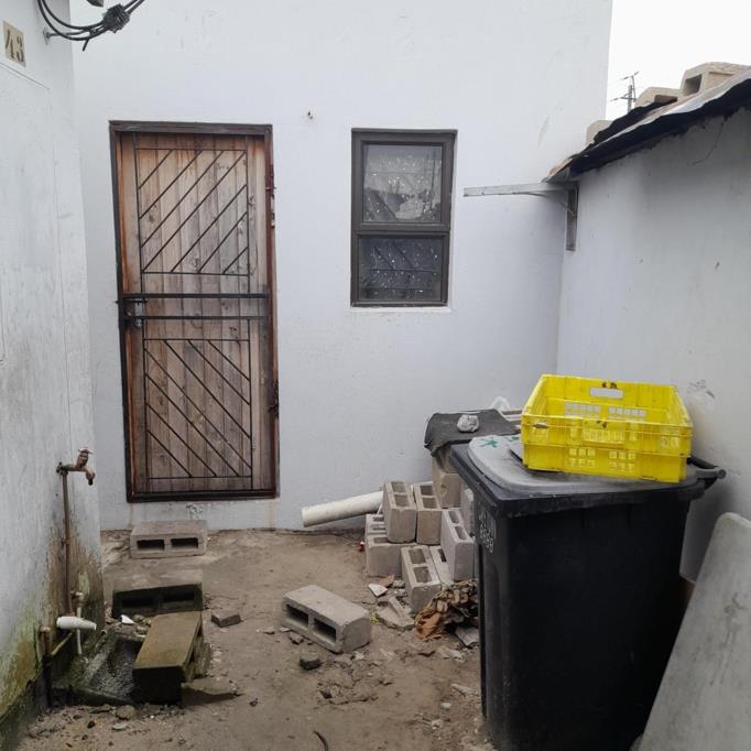 2 Bed Apartment, Muizenberg - Thumbnail 8